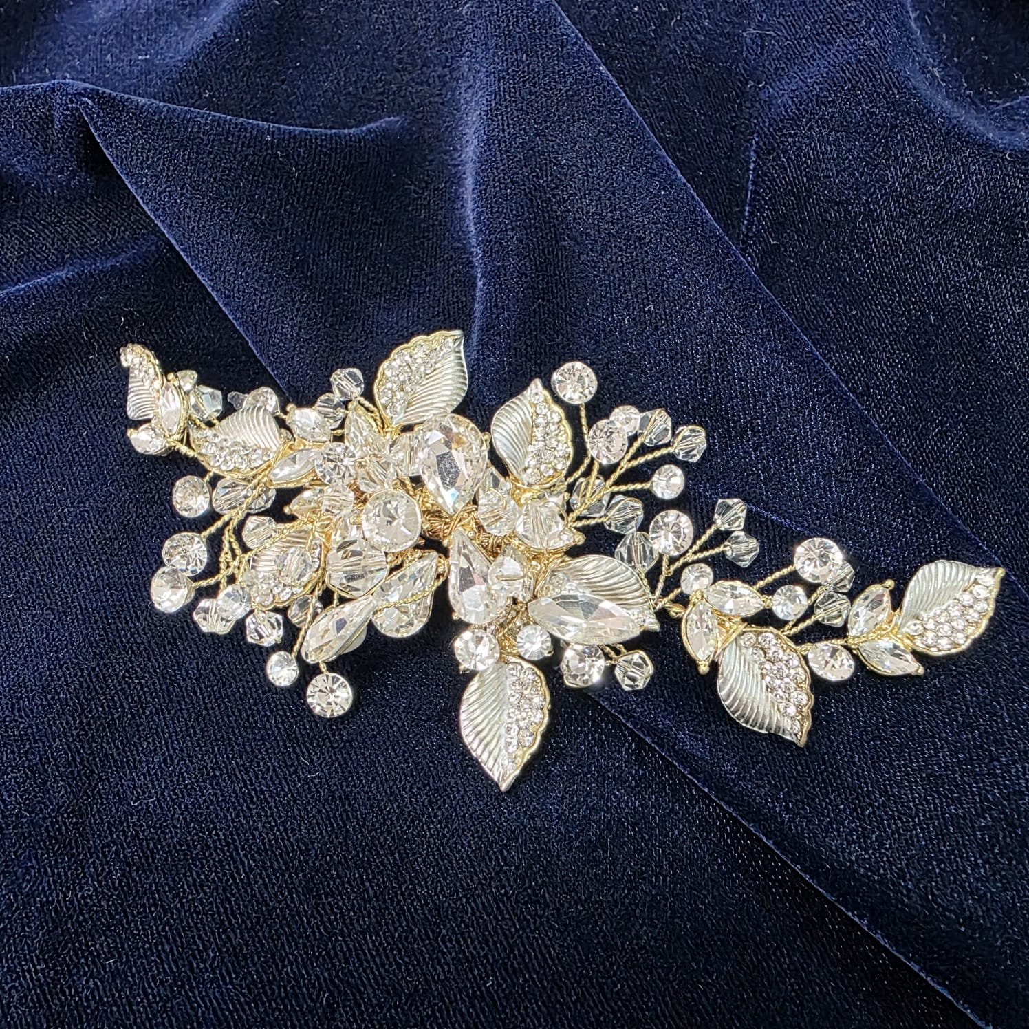 Bridal hair piece or jewellery 12